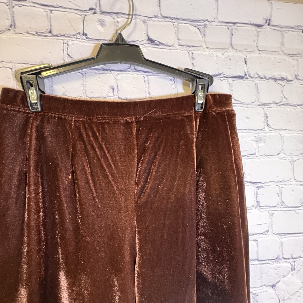 Susan Graver Women's Pants Sz S velvet pants  Straight leg  Brown pockets